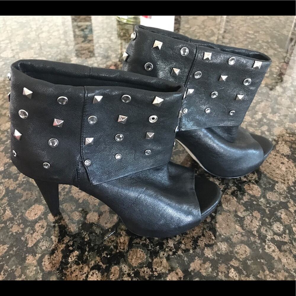 Vince Camuto booties
